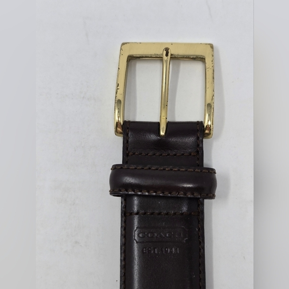 COACH CHOCOLATE BROWN LEATHER BELT GOLD BUCKLE MEN SIZE 34 MENSWEAR CLASSIC - Picture 5 of 13